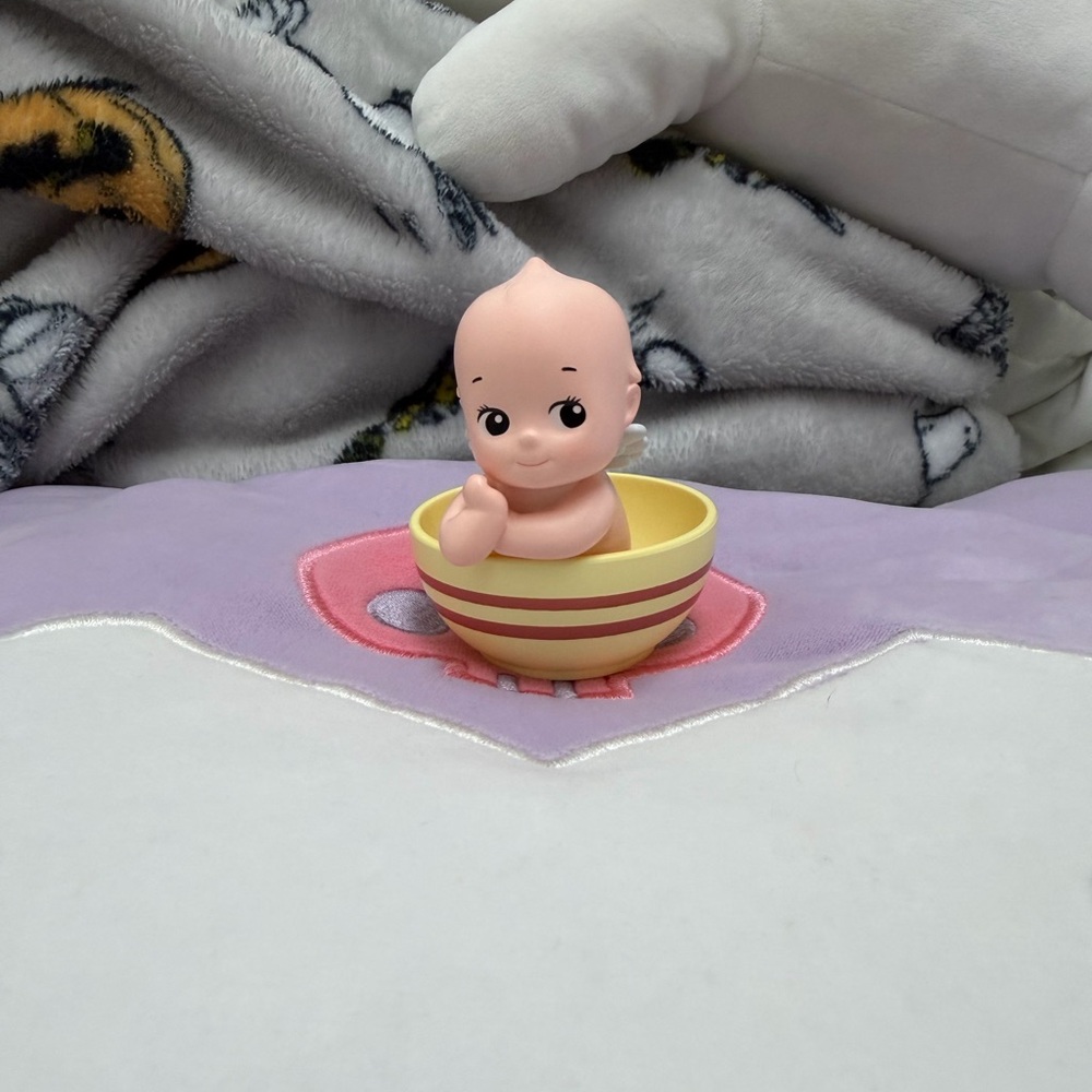 Smoko - Kewpie in cups